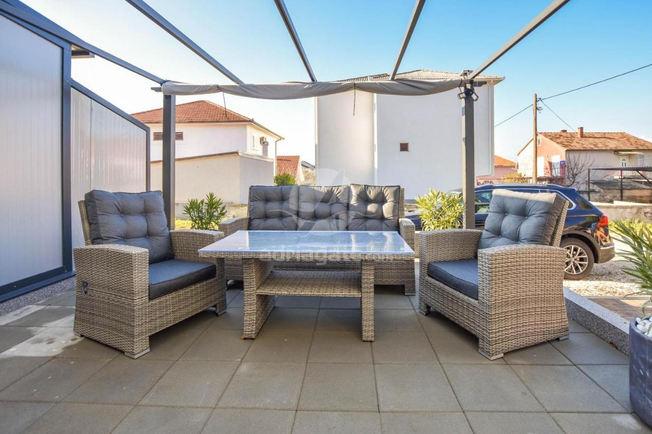 Apartment Martin Biograd Na Moru Zewnętrze zdjęcie